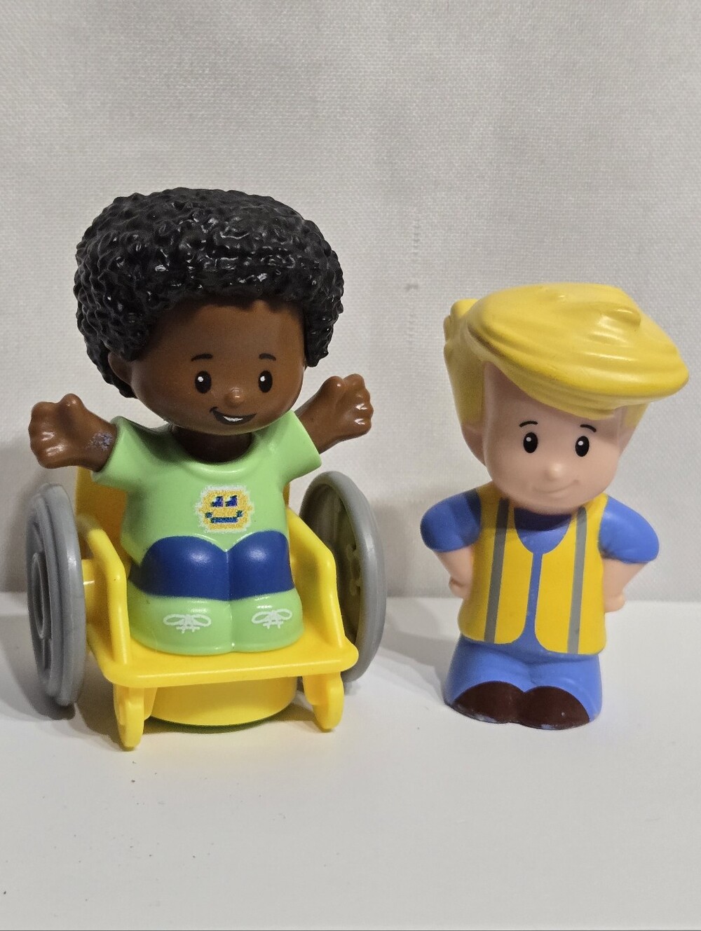 Fisher Price Little People Pair Boy in Wheelchair & Boy (Eddie) Great Condition